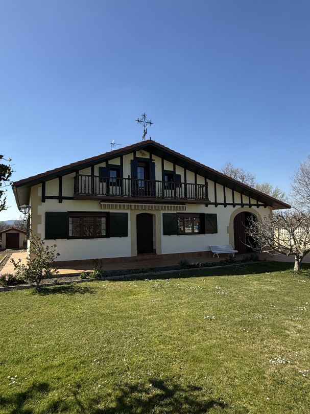 casa en venta en medina de pomar